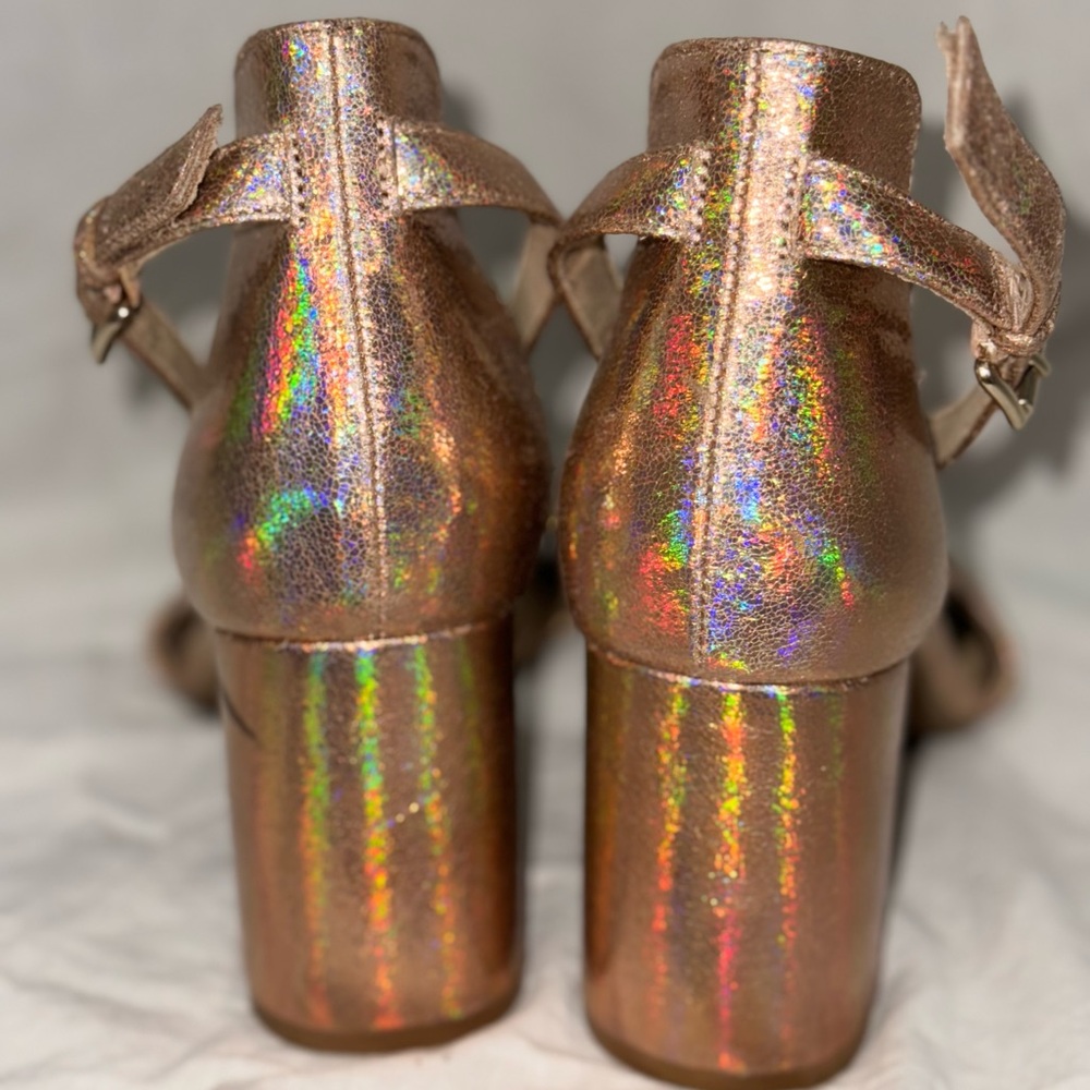 Women’s Rose Gold Heels - Picture 1 of 3